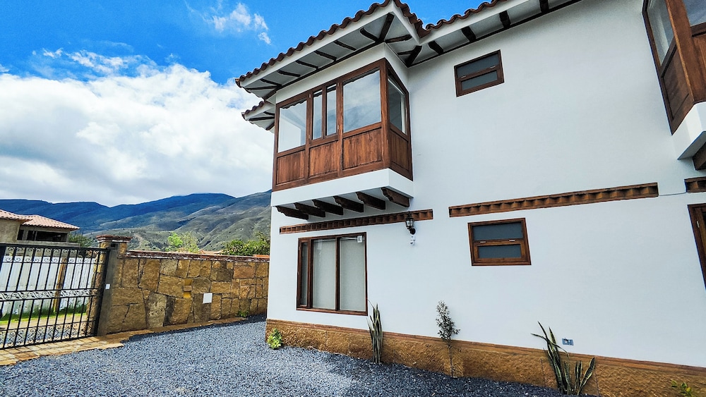 Villa Santa Ana Premium