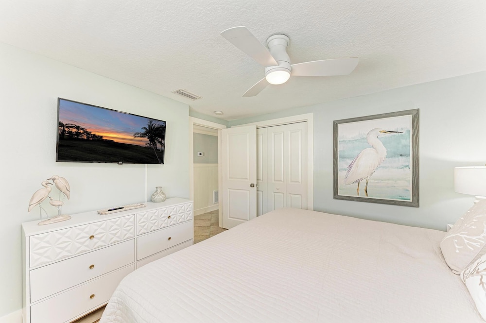 Anna Maria Island Blue Bella Bliss - Private Heated Pool