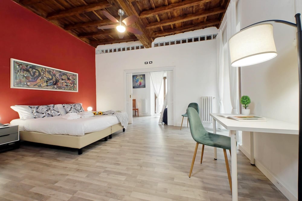 Luxury Navona Apartment