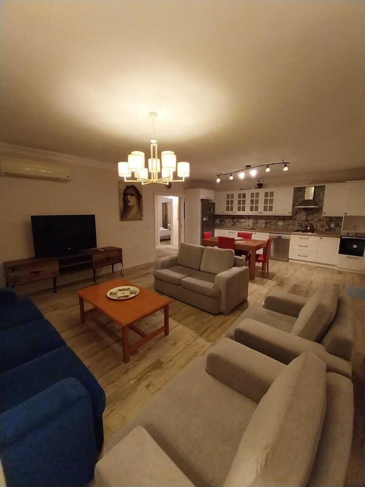 Dalyan Eren Apart