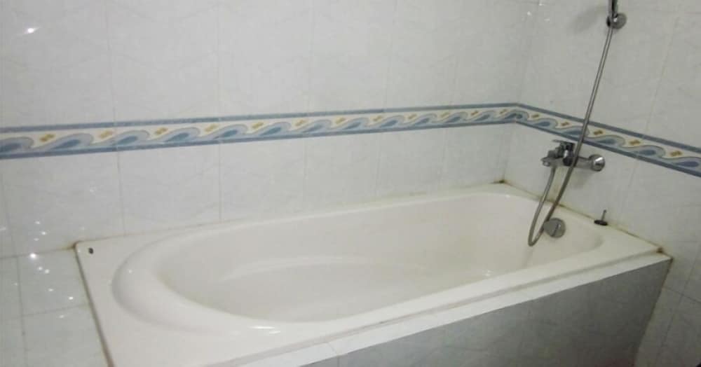 Yaewaddy Motel