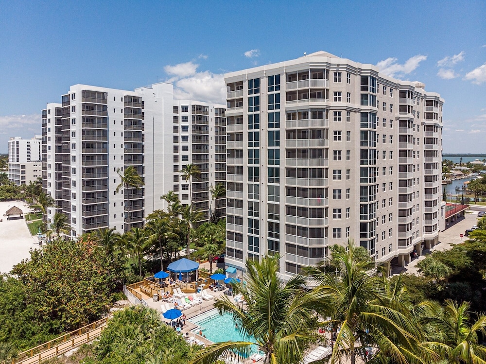 Immaculate Direct Gulf Front 3 Bedroom Condo - Gullwing 505 3 Condo by RedAwning