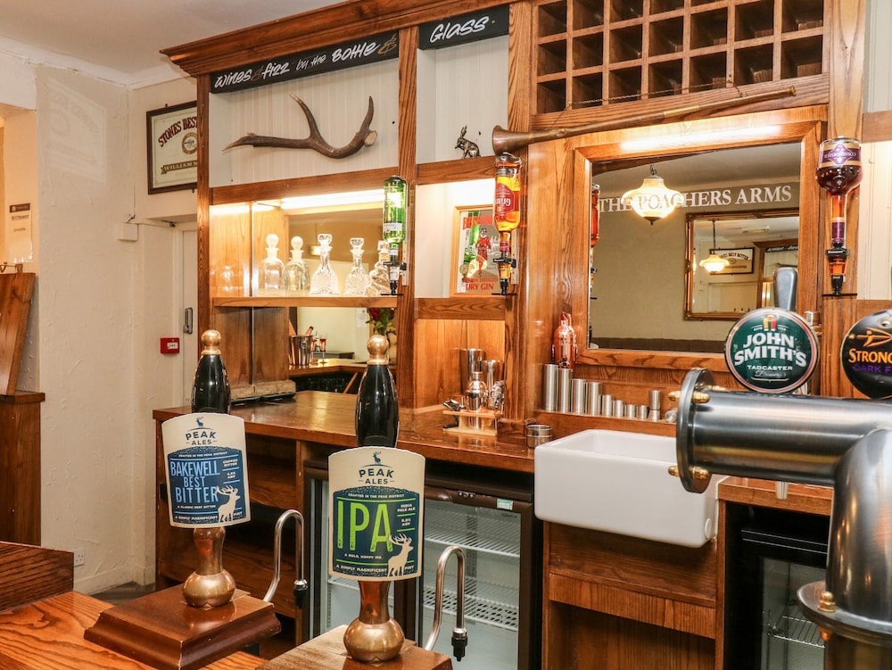 Hope Valley Vacations - Poacher's Arms - Property Image 34