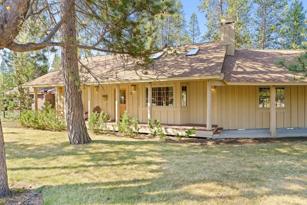 3 Yellow Rail 2 Bedroom Home