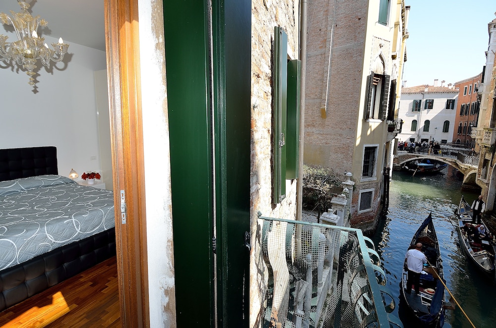 Da Bruno Homes