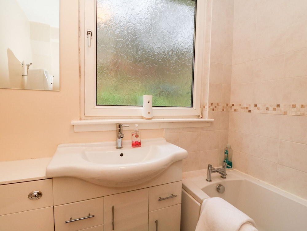 Glenfinglas Dam Cottage