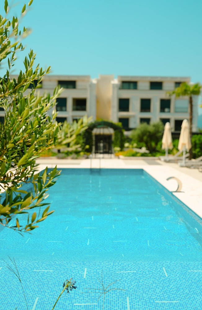 Dimitris Residence