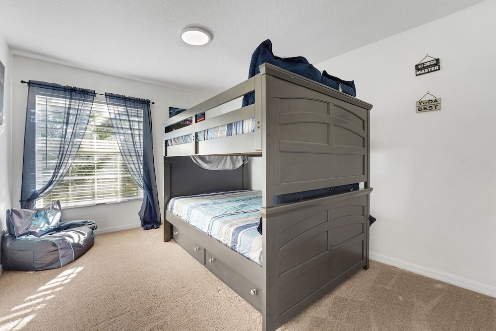 310hc-west Haven 5 Bedroom Home