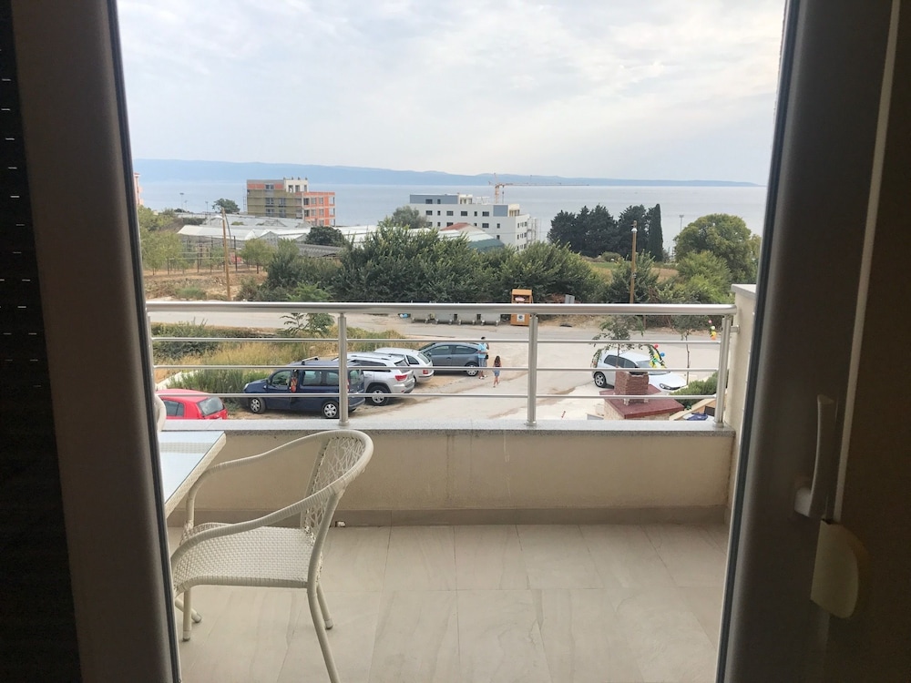 4me Apartments en Split — balance & terrace