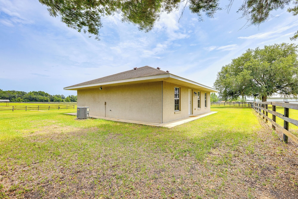Idyllic Anthony Home: Riding Arena w/ Mirror Wall! view 4
