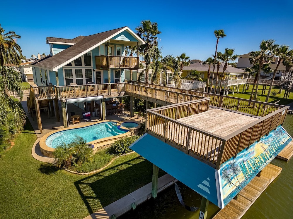 Margaritaville on the Bay by Ryson Vacation Rentals