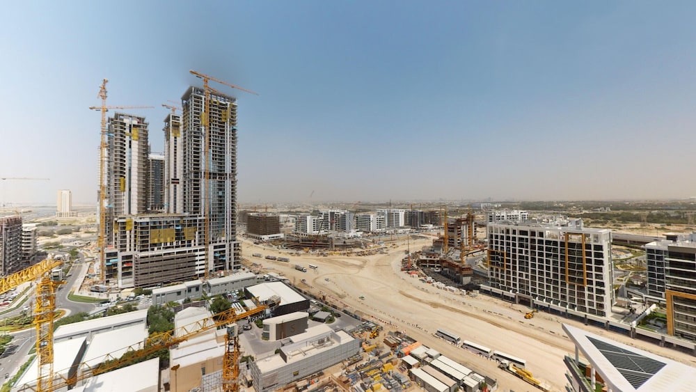 Al Meydan - Sobha Waves 1BR Plus Maids