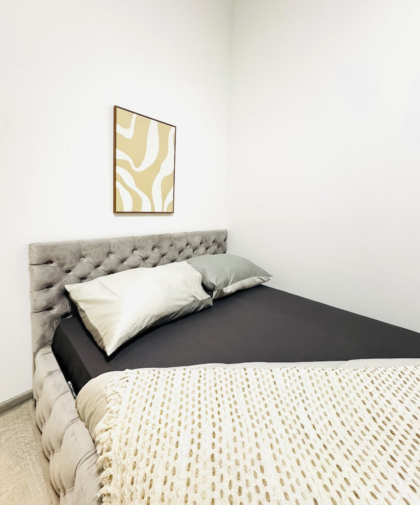 Affordable Studio Apt Near Ottakring