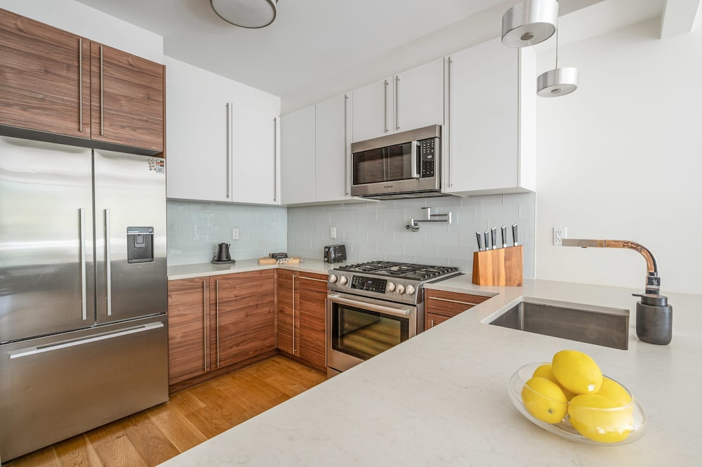 Withers by Rove Travel 1BR Williamsburg Apt