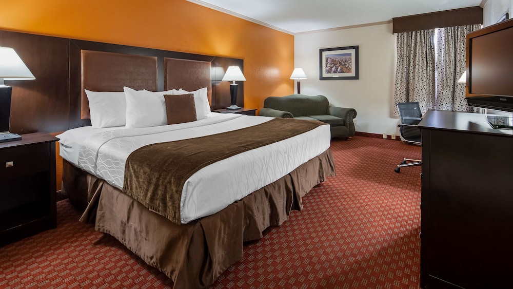 Baymont by Wyndham Lubbock