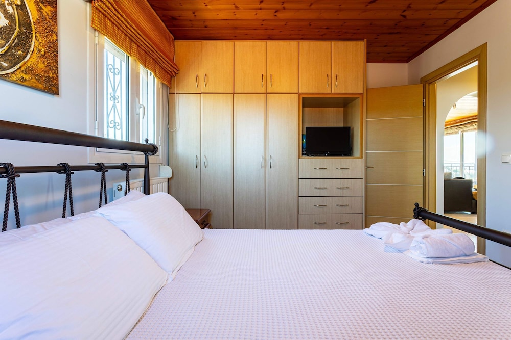 Filiatra Prive Escape - Seaview Nature Serenity