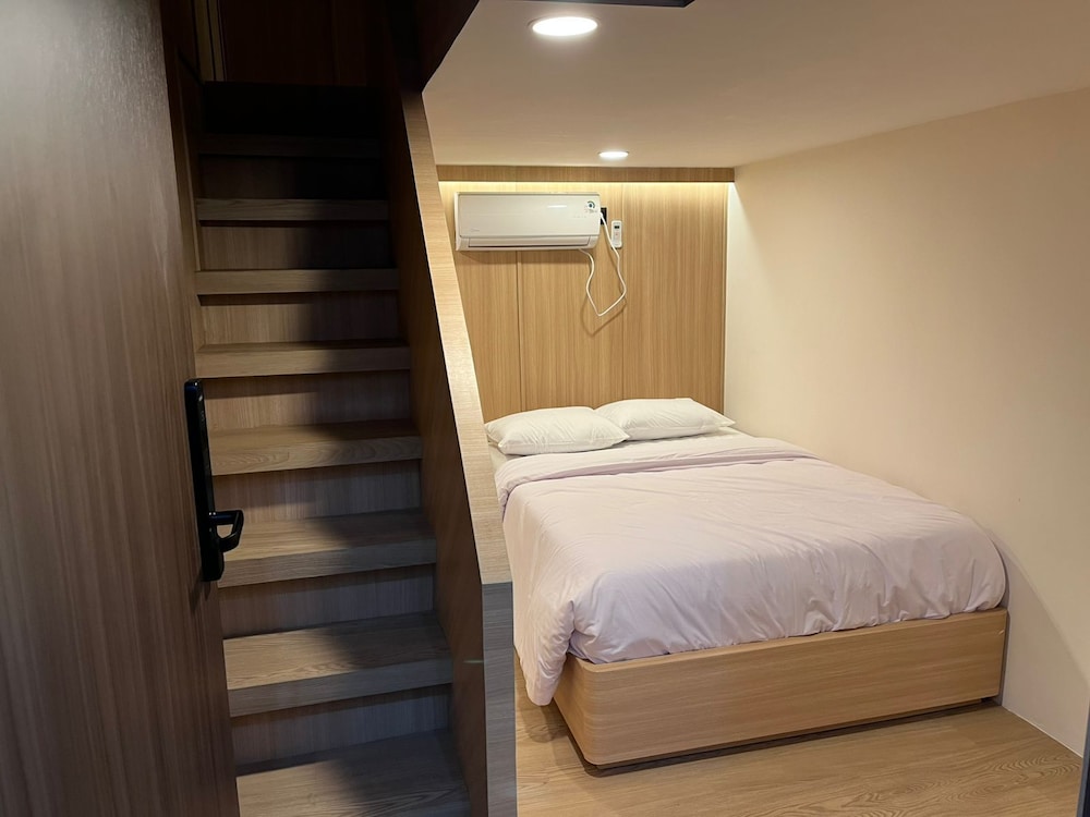 INSAHAUS Guest House Malang