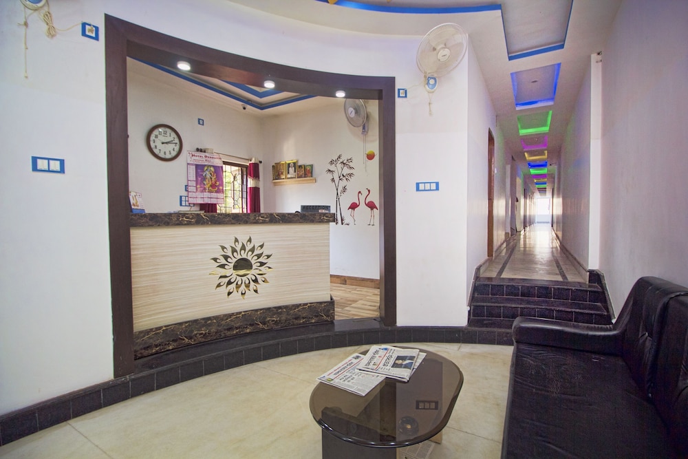 Lobby & Reception
