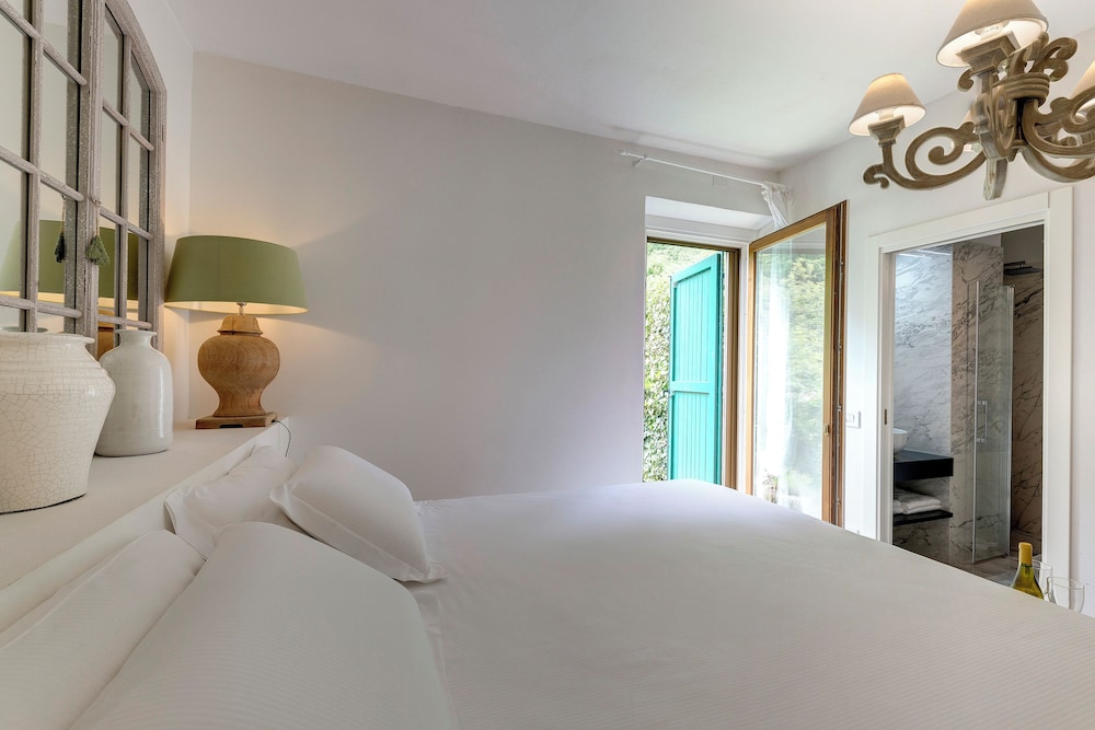 Entire Hilltop Villa With Private Pool In Palazzuolo Sul Senio