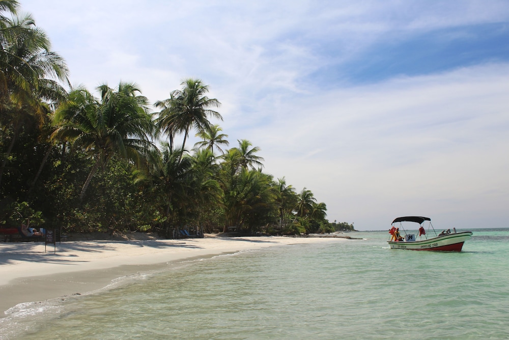 Little Corn Beach and Bungalow - Photo 33