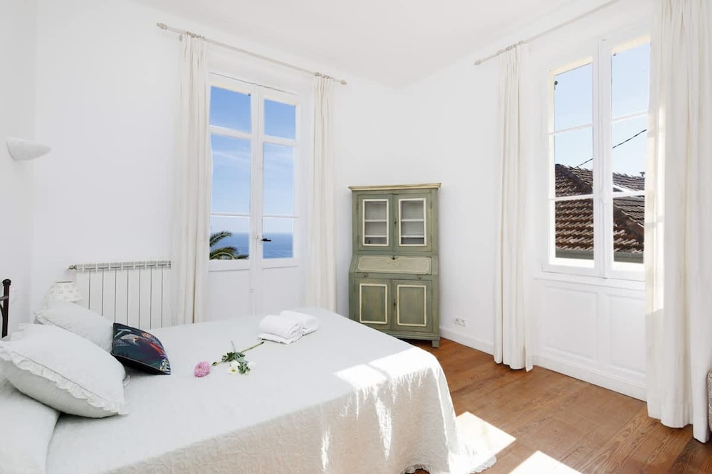 Magnificent Villa With sea View in Theoule sur Mer