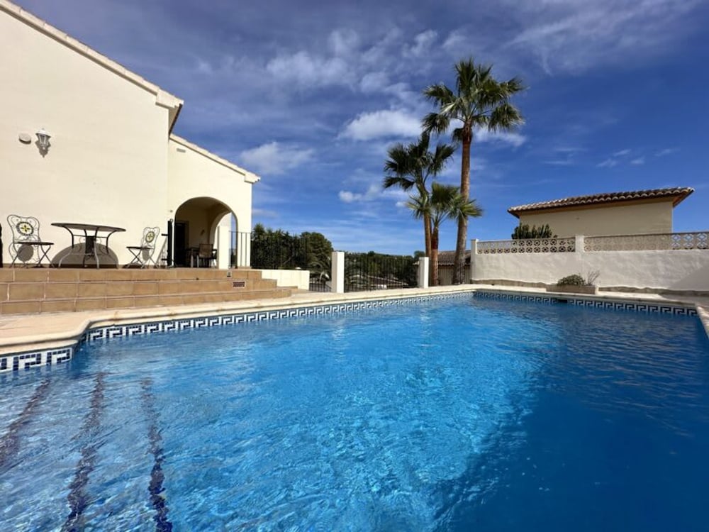 Three Bedroom Villa With Private Pool in Moraira