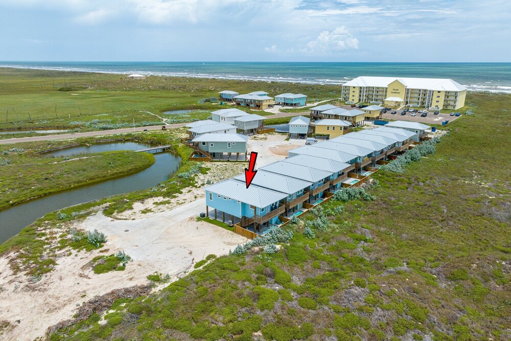 Knot at Work - PRIVATE POOL!