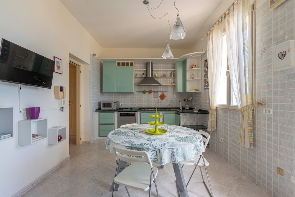 Villetta Ficarazzi by Wonderful Italy