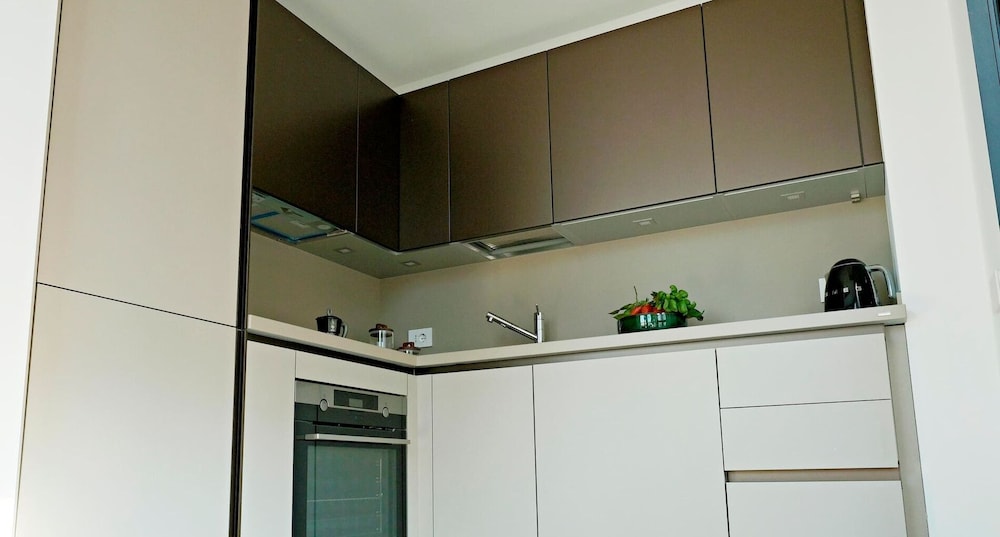 San Babila Central Tower by Rentopolis - High-end 1bdr with panoramic terrace overlooking Duomo