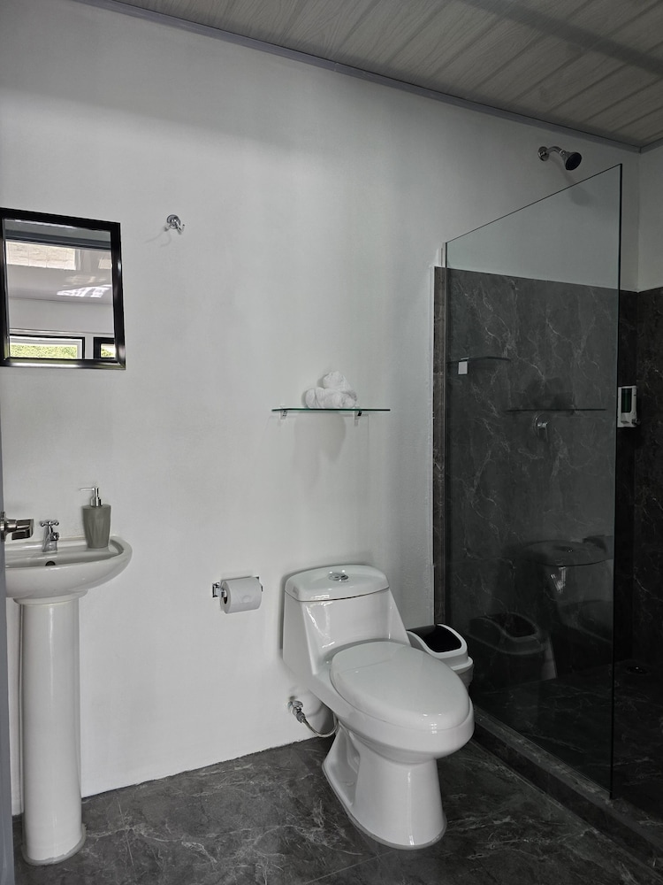 Hostel Cattleya