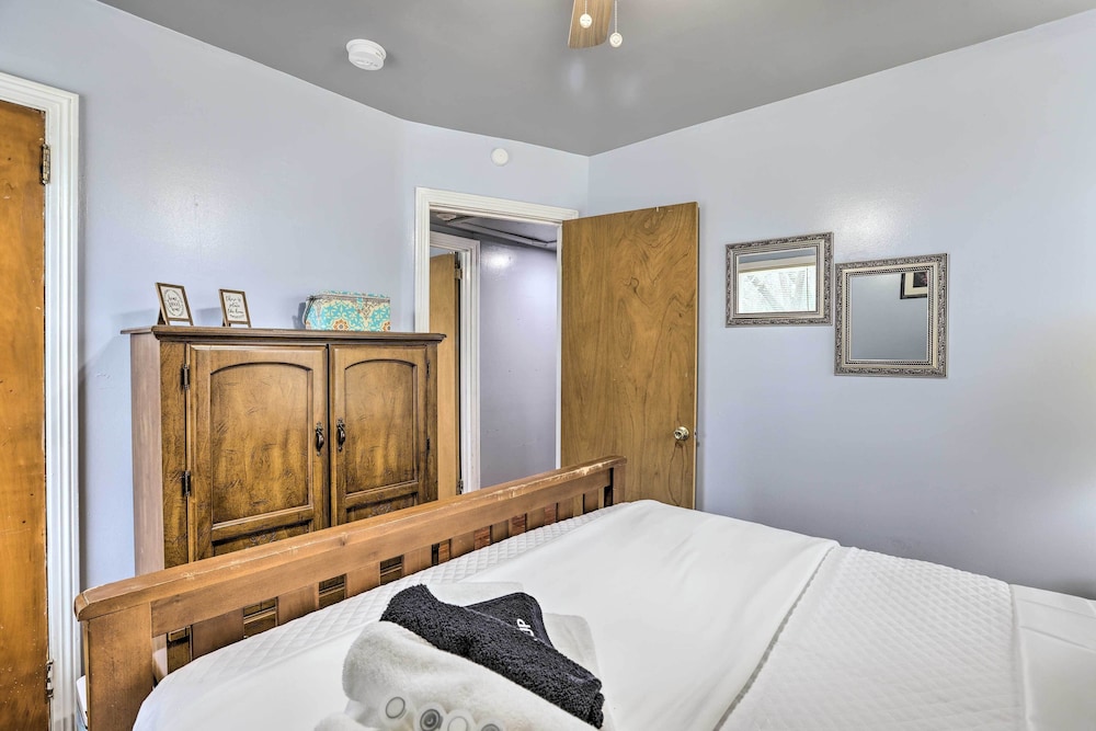 Birmingham Vacations - Family-friendly Birmingham Home: 3 Mi to Dtwn - Property Image 4