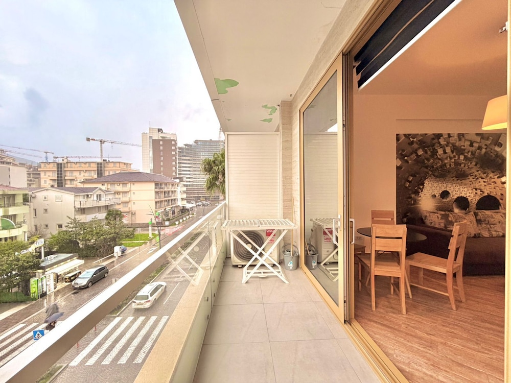 Orange Central Suites