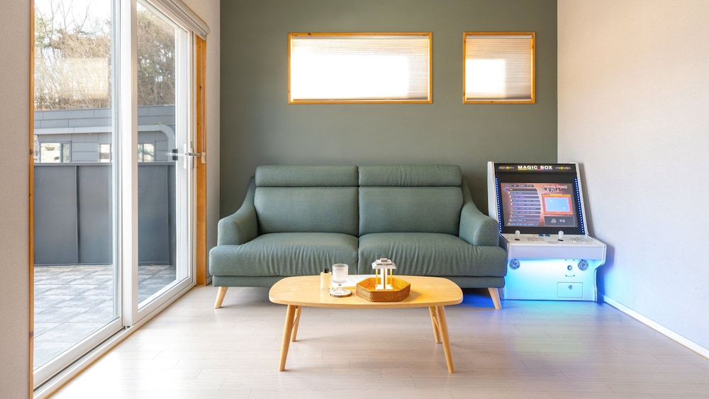 Gyeongju Jamjam Kids Pool Villa Pension