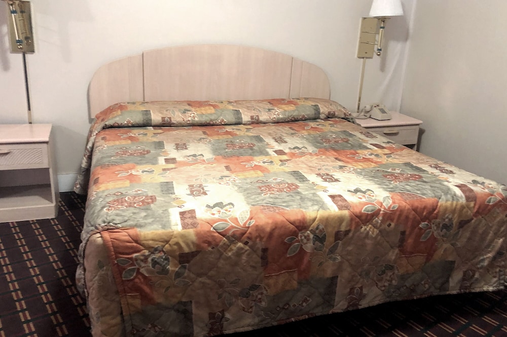 OYO Hotel Starlite Seneca Falls