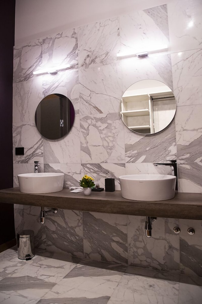 MANTRA Suite&Room
