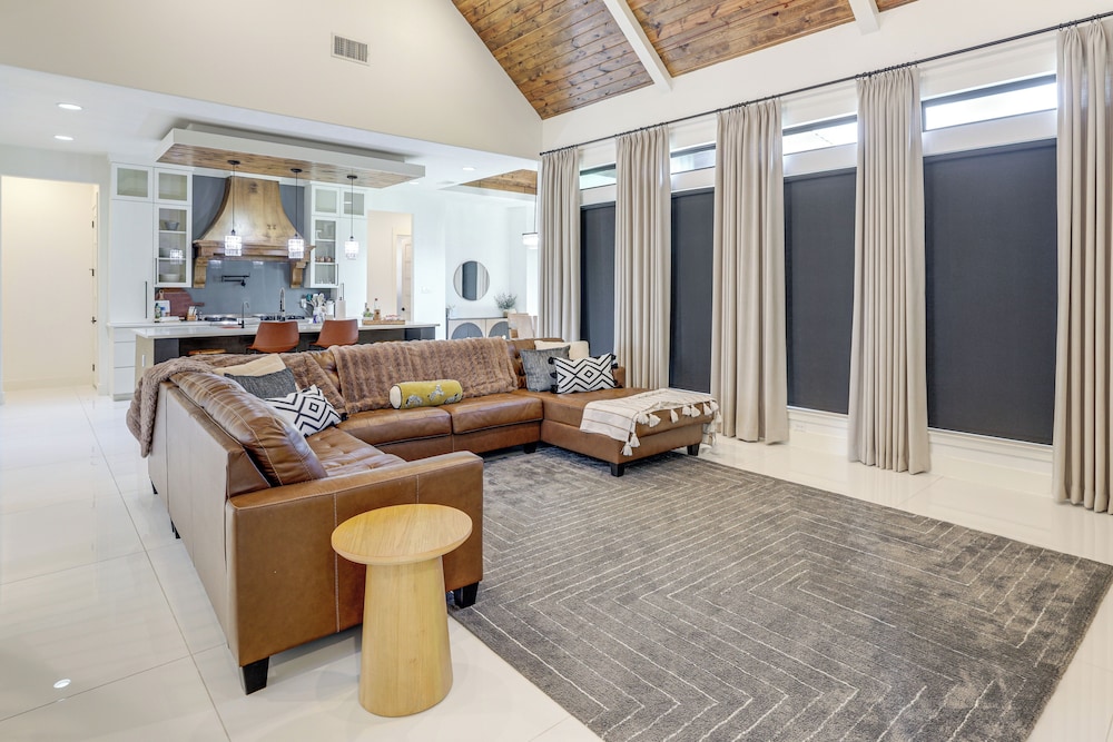 Luxe Retreat w/ Patio & Fenced Yard in Waxahachie!
