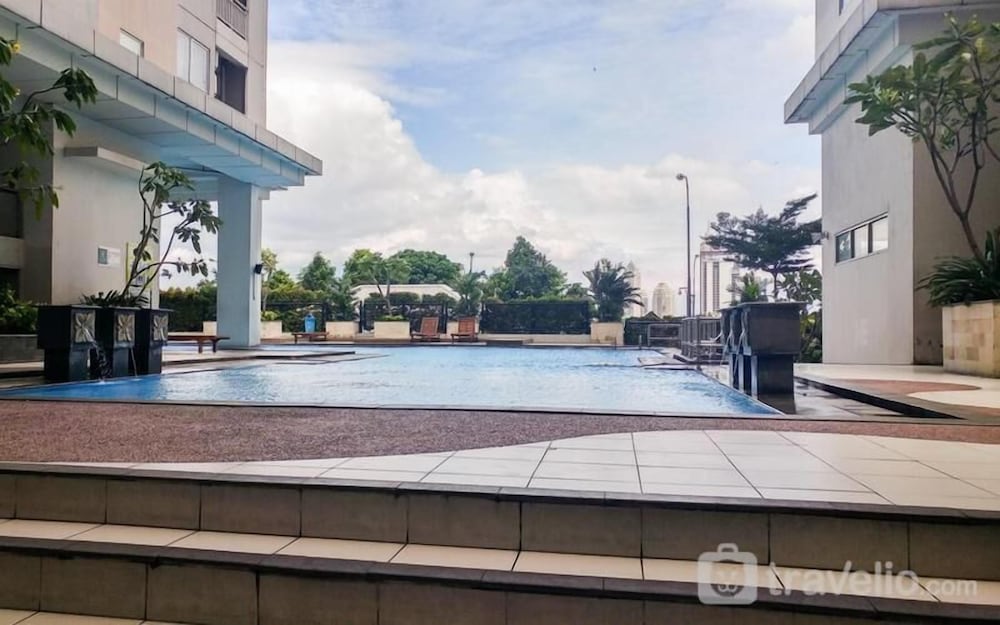 Studio Apartment Near Kebayoran Station At Pakubuwono Terrace