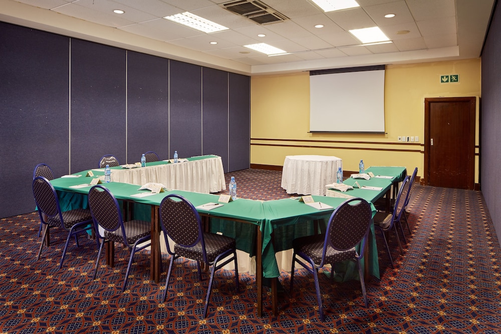 meeting & event spaces