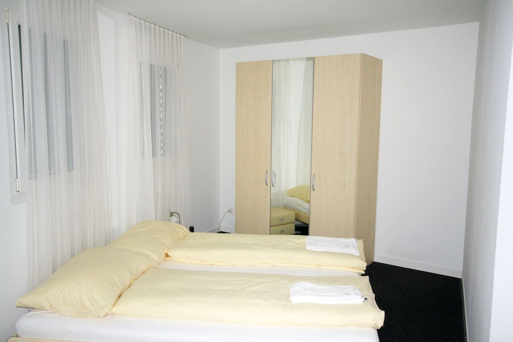 Hitrental Zugersee Apartments view 2
