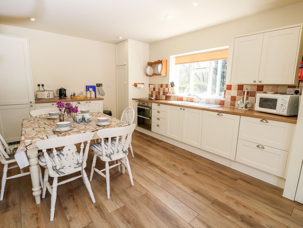 Ryde Vacations - The Coach House - Property Image 14