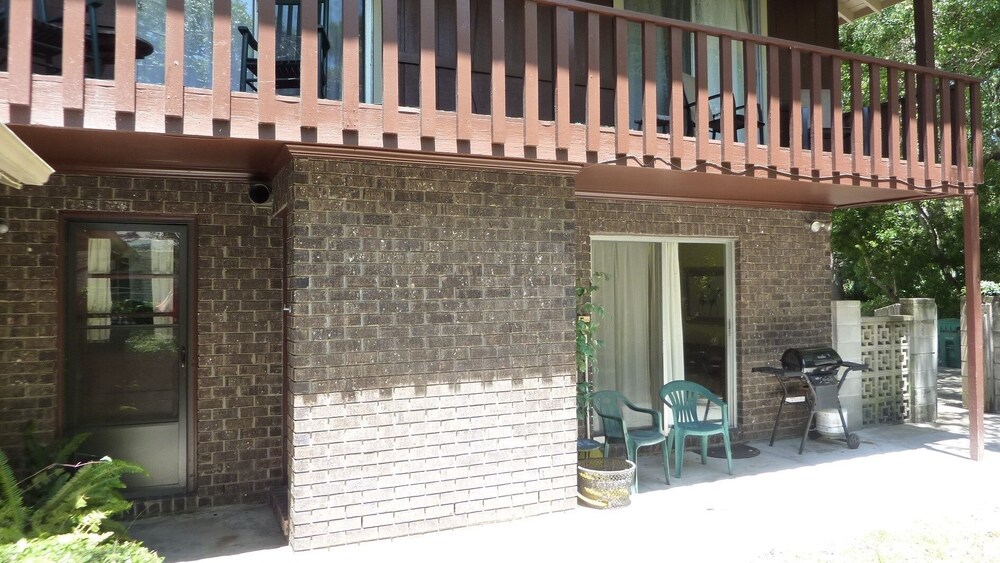Ariel East Duplex 3 Bedroom Duplex view 4