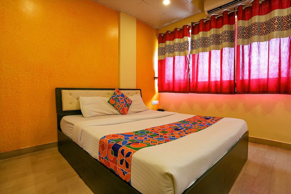 FabHotel Dream Inn I
