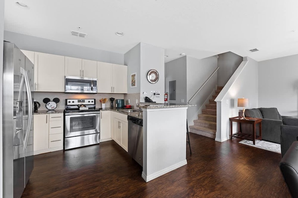 Dream Home Stunning 4BR Retreat