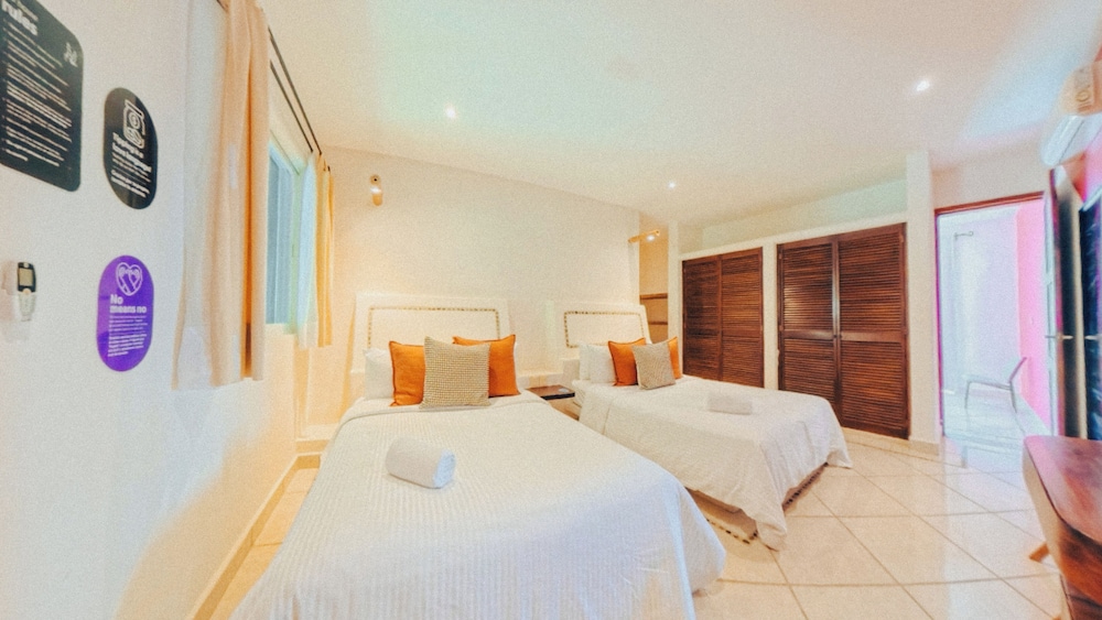 Viajero Bacalar Hostel