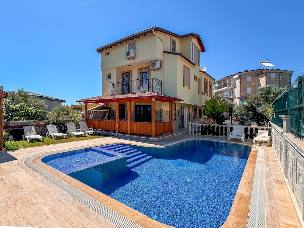 Villa Elma
