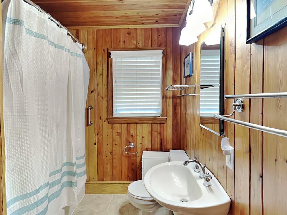 Whitaker Sea La Vie by Topsail Realty