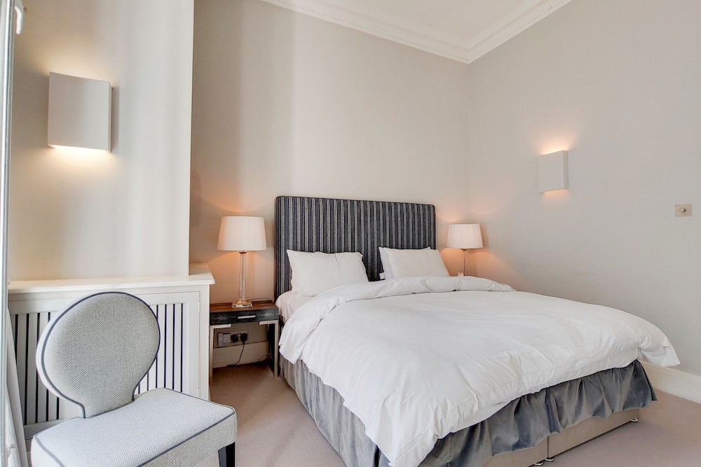 The Knightsbridge Residences