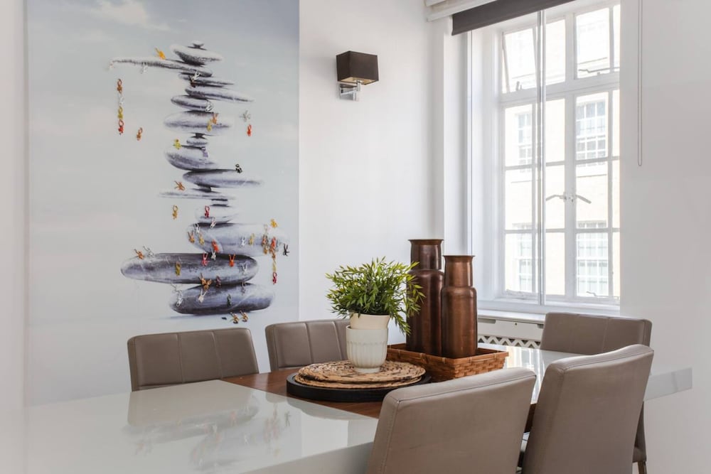 Modern 2 Bedroom Apartment in Marble Arch