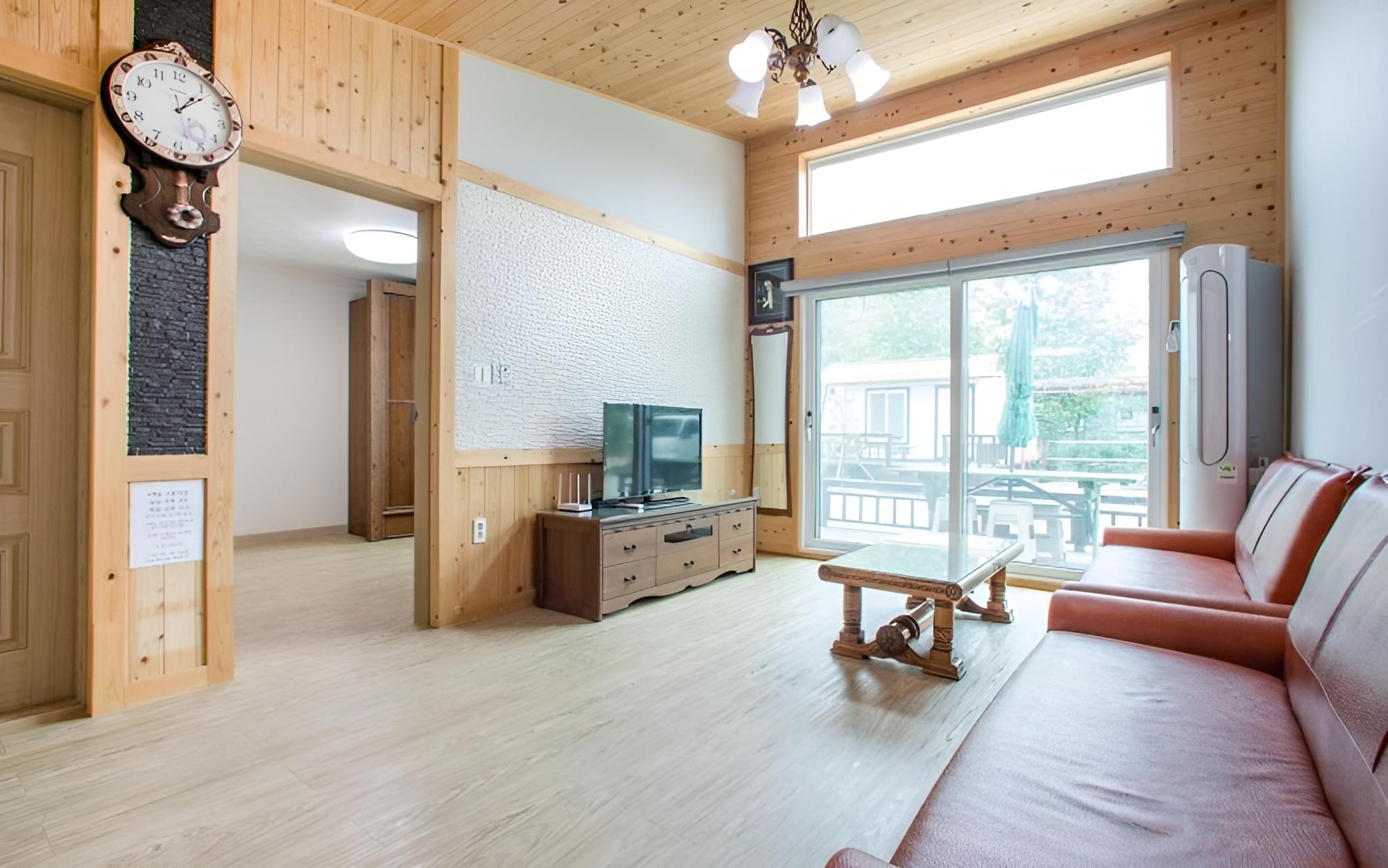 Taean Leisure House Pension