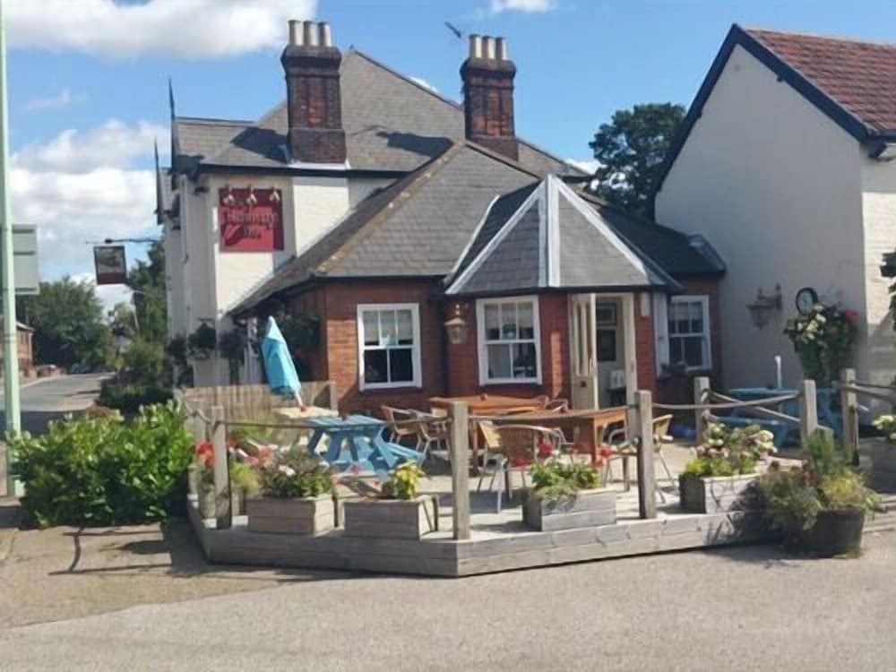 Ipswich Vacations - The Railway - Property Image 1
